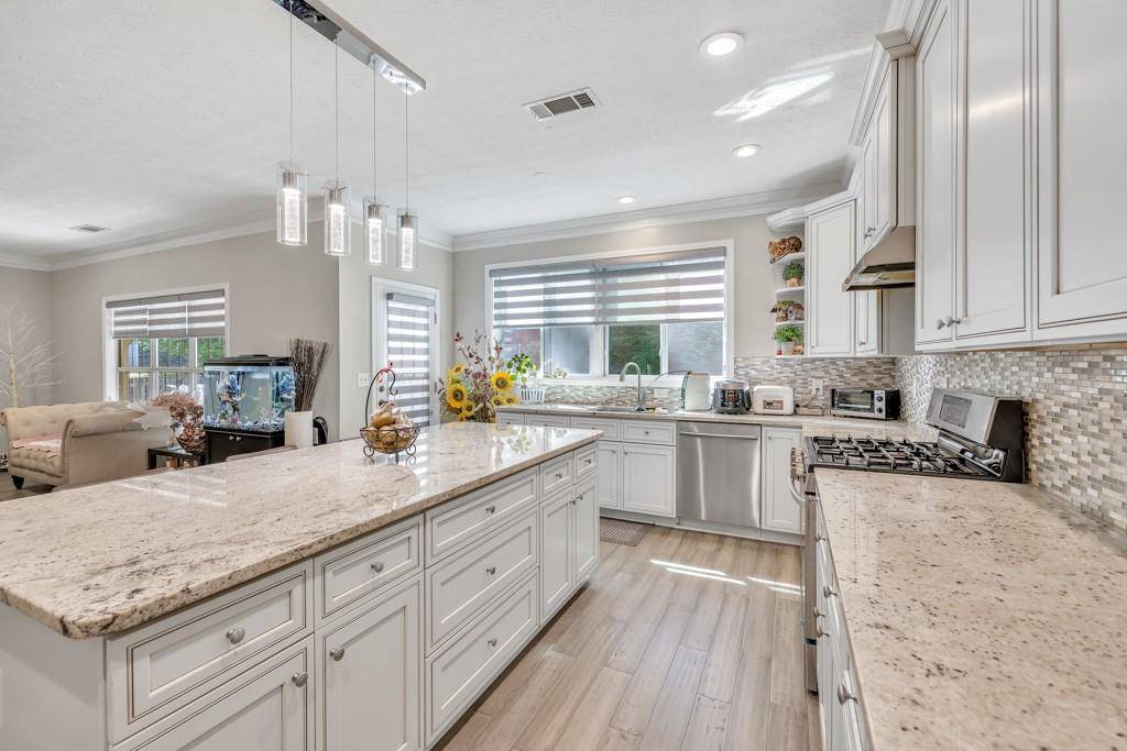Suwanee, GA 30024,1500 Highland Farm DR