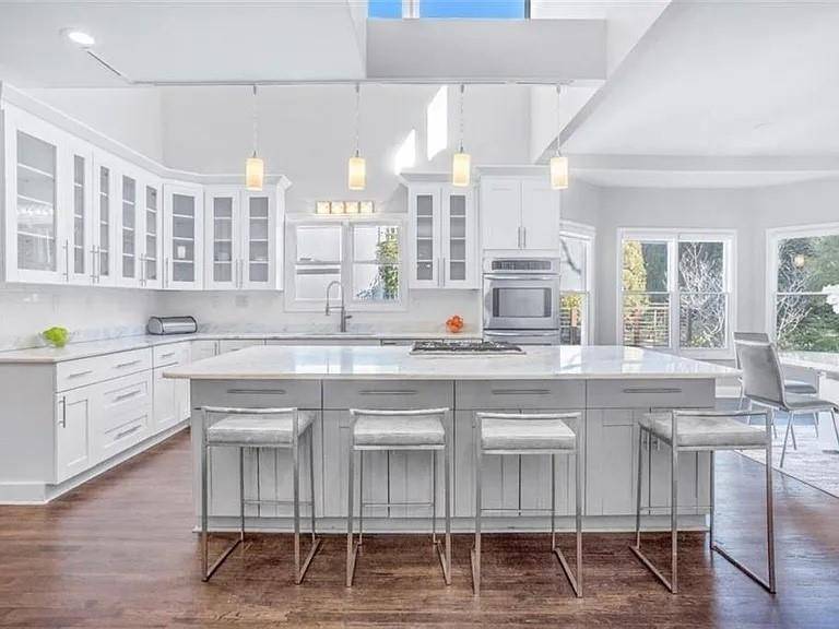 Atlanta, GA 30342,255 Northland Ridge TRL