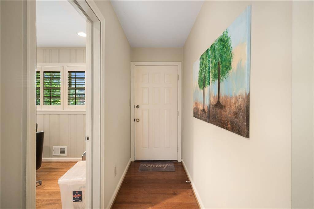 Atlanta, GA 30318,2556 Defoors Ferry RD NW