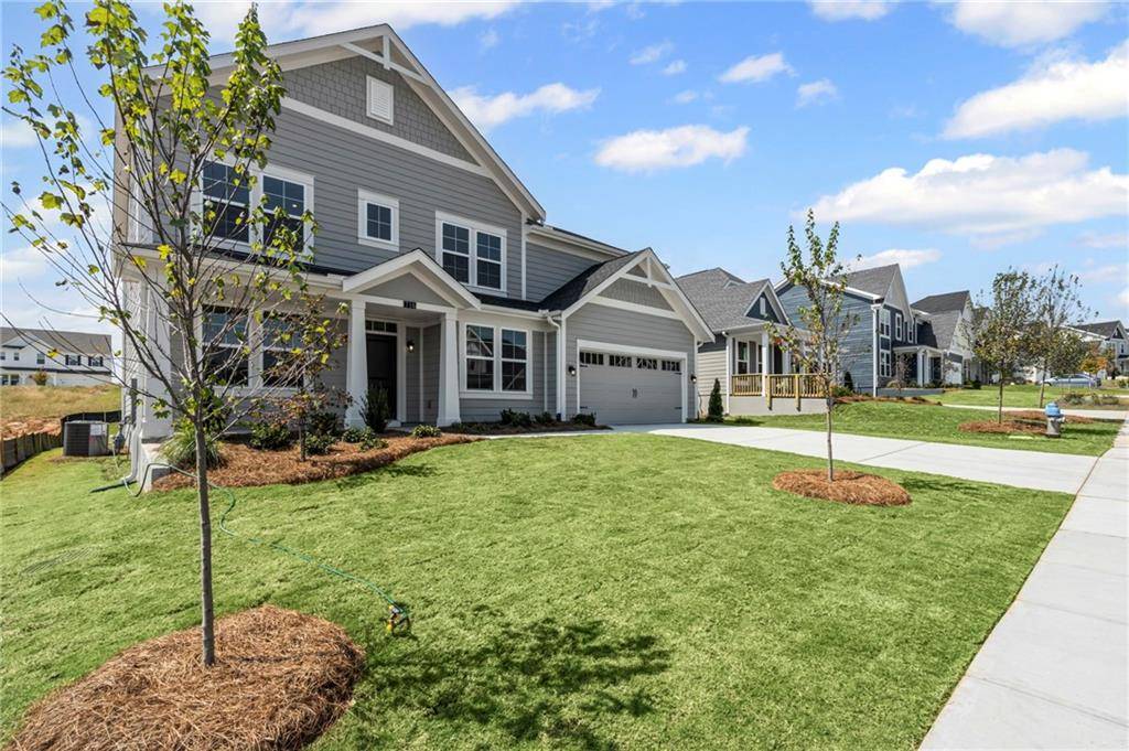 Hoschton, GA 30548,716 Crystal Lake Pkwy