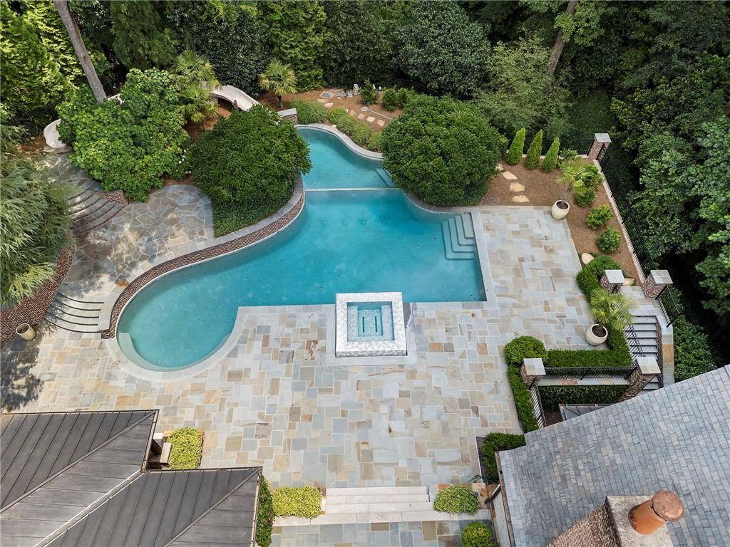 Atlanta, GA 30327,4375 Mount Paran Pkwy NW