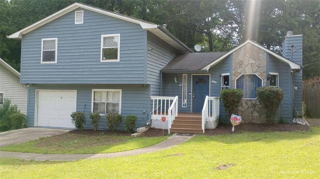 Stone Mountain, GA 30087,604 PEPPERWOOD LN