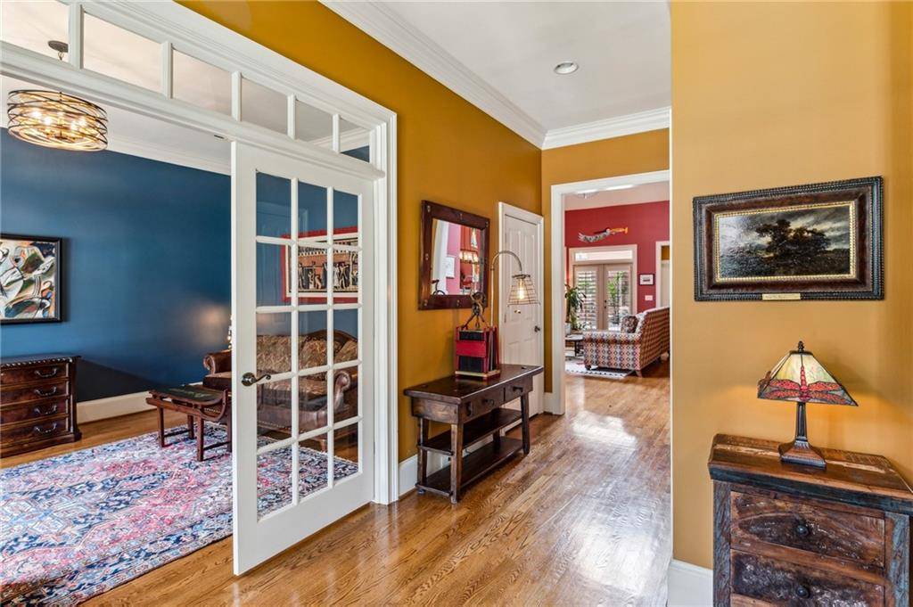 Decatur, GA 30033,963 Manor Parc DR