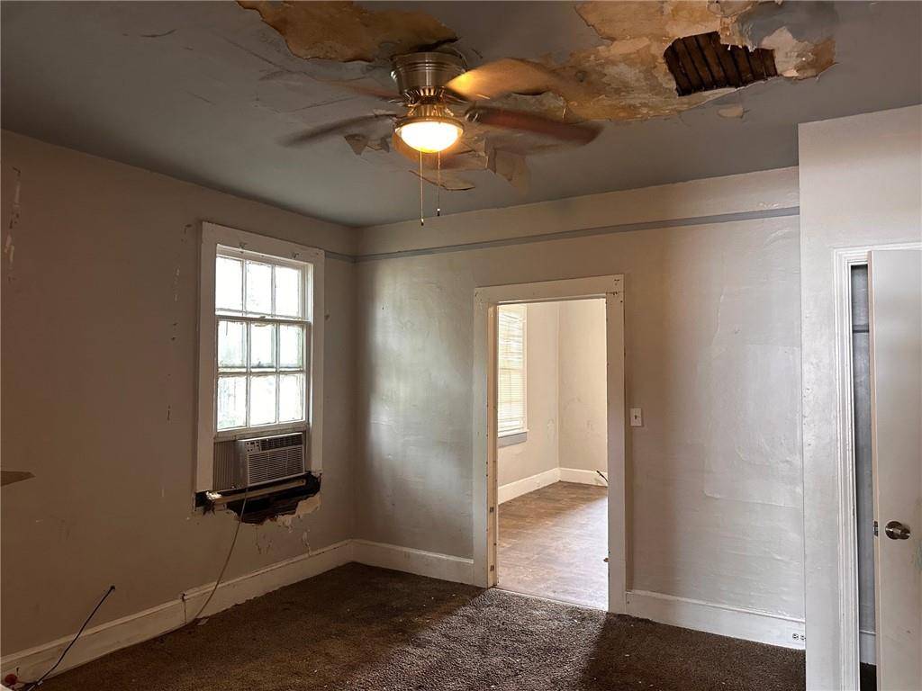 Porterdale, GA 30014,66 Poplar ST