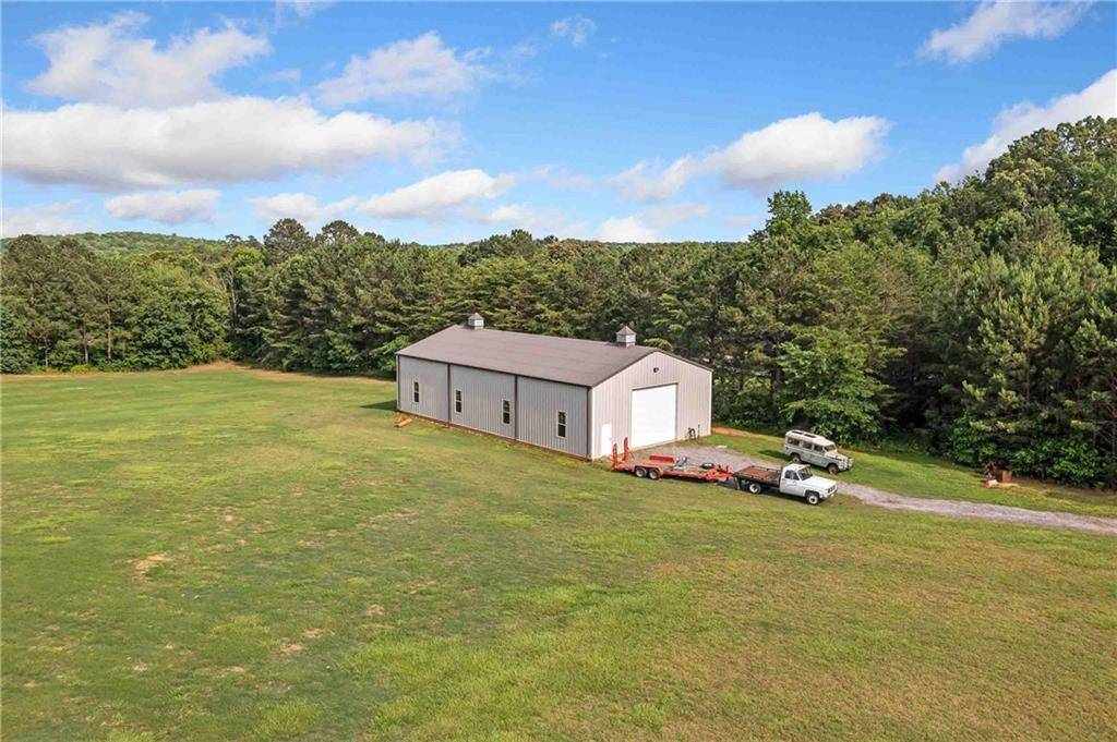 Sharpsburg, GA 30277,829 Christopher RD