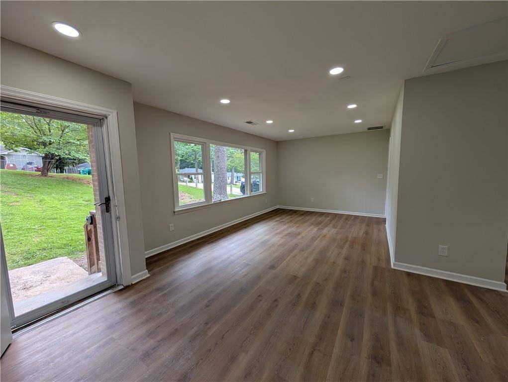 Decatur, GA 30032,2131 glendale DR