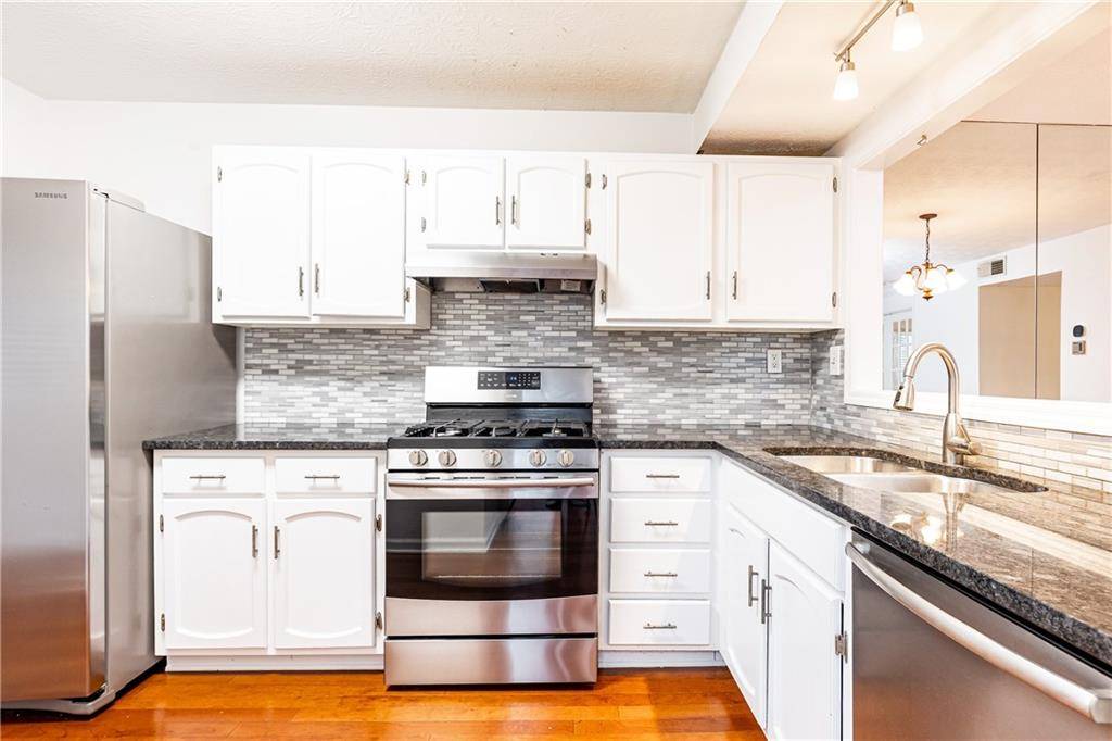 Atlanta, GA 30324,2901 Lenox WAY NE #902