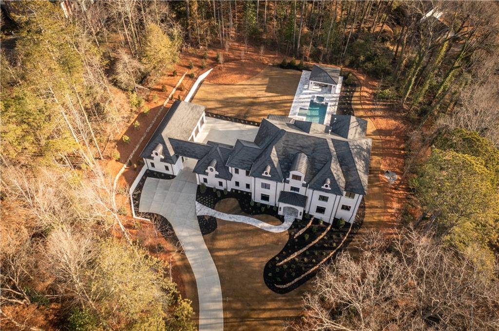Sandy Springs, GA 30327,5211 Powers Ferry RD