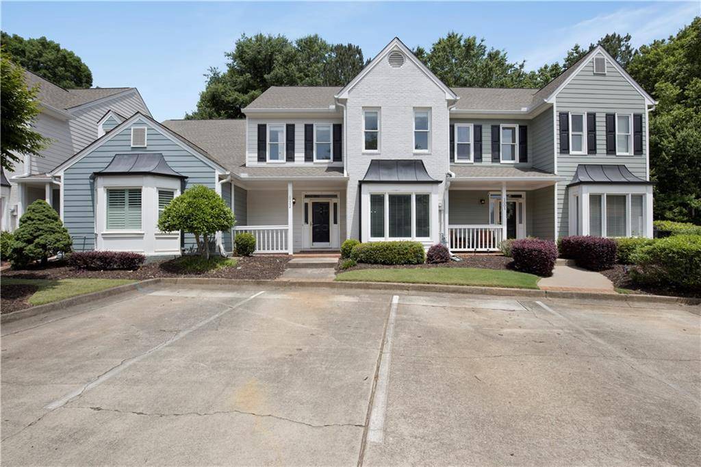 Marietta, GA 30068,1002 Saddle HL