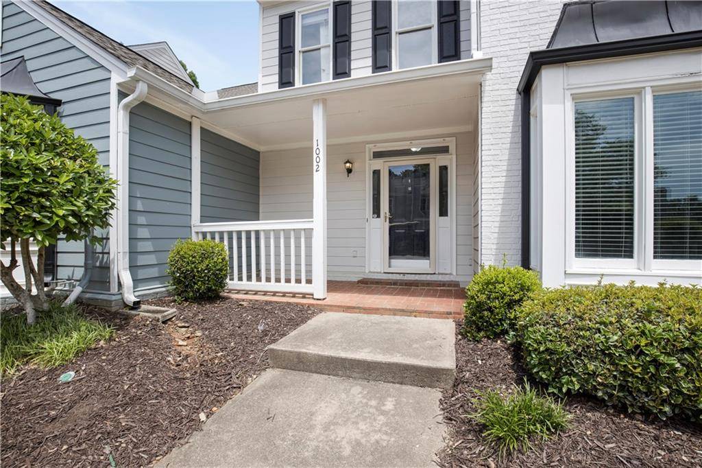 Marietta, GA 30068,1002 Saddle HL