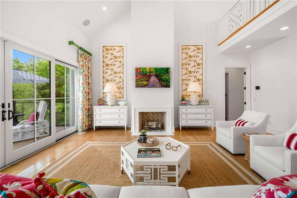 Morganton, GA 30560,48 Orchard DR