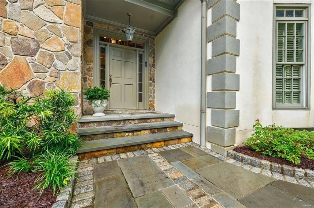 Dunwoody, GA 30338,5318 Brooke Farm DR