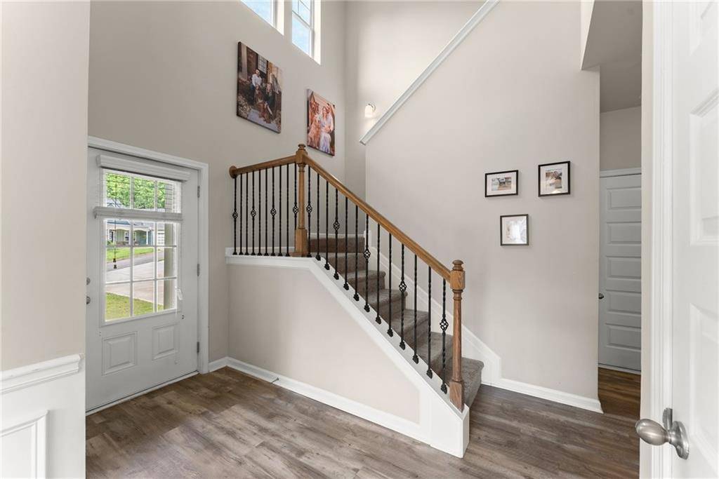 Canton, GA 30114,275 Creek View PL