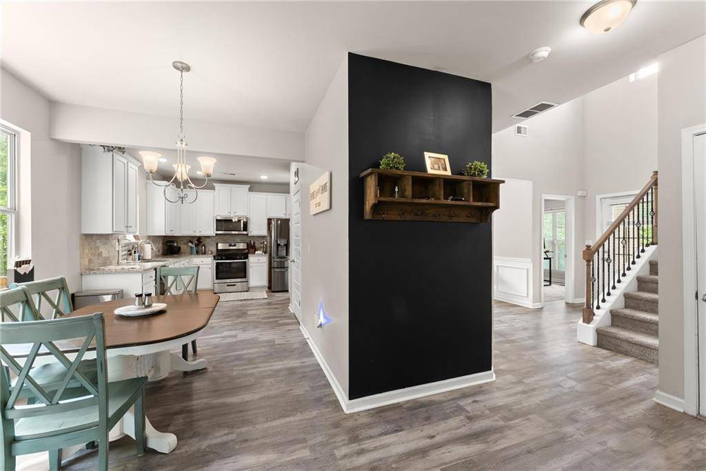 Canton, GA 30114,275 Creek View PL
