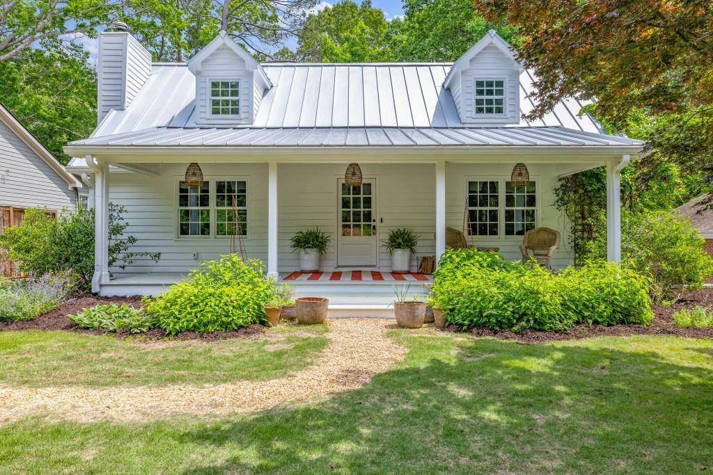 Flowery Branch, GA 30542,6135 White Oak DR