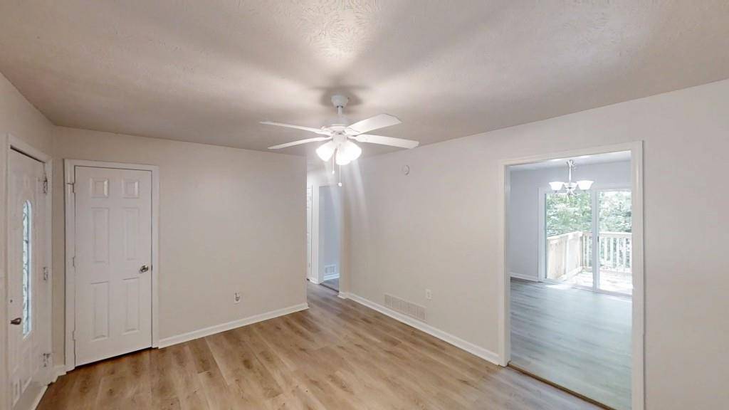 Acworth, GA 30102,5574 Oak Grove DR