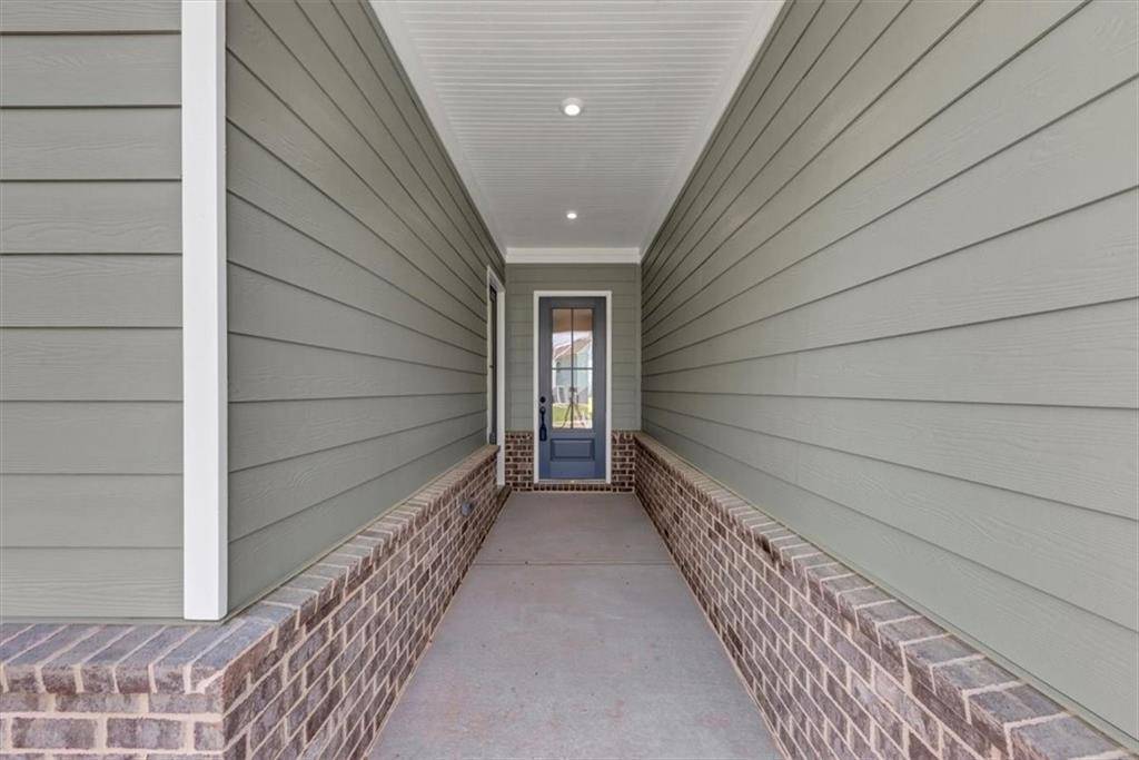 Canton, GA 30115,107 Cedar Brook DR