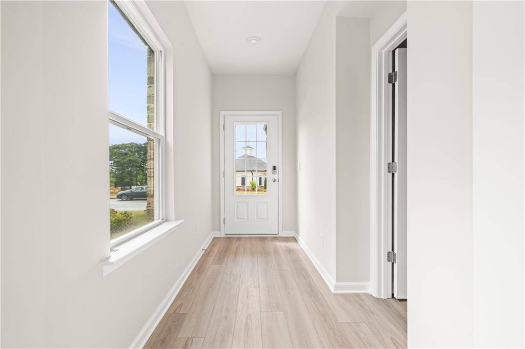 Lawrenceville, GA 30043,860 Sunny Lake DR