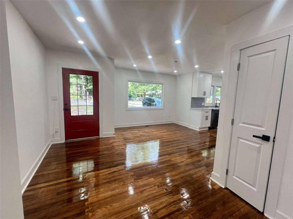Atlanta, GA 30311,1599 SANDTOWN RD