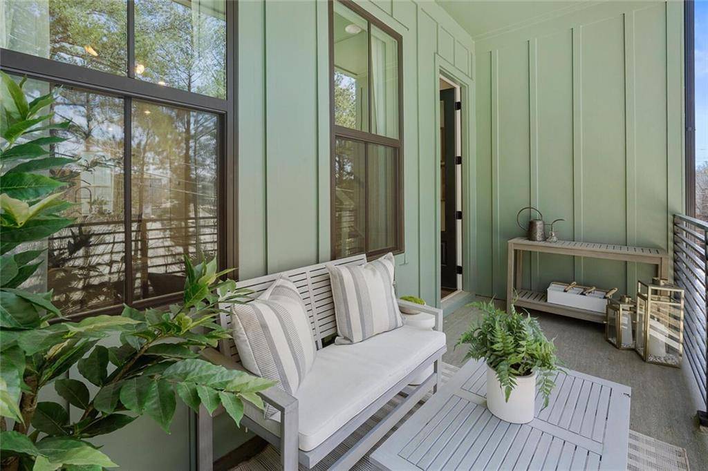 Atlanta, GA 30315,1427 Hazy Way #310