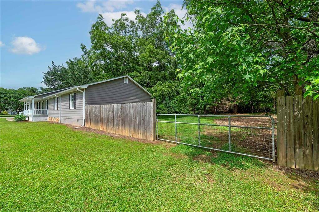 Mcdonough, GA 30252,1810 King Mill RD