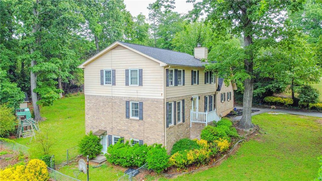 Stone Mountain, GA 30087,5293 Sandy Shoals LN