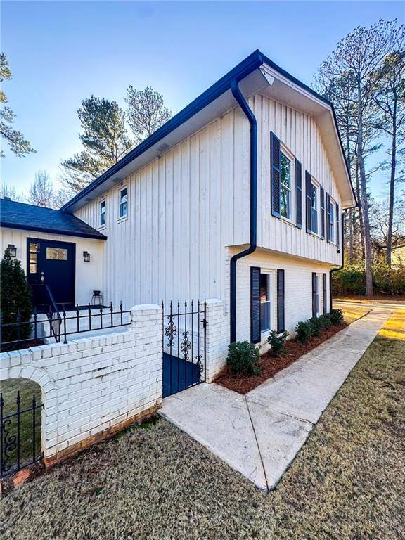 Alpharetta, GA 30022,110 Randomwood WAY