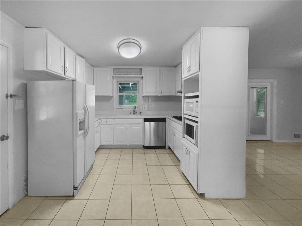Rex, GA 30273,6389 Cumberland DR