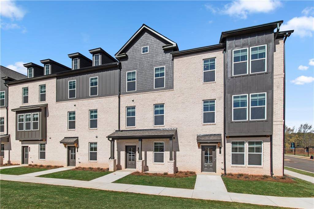 Newnan, GA 30265,204 Daybreak LN
