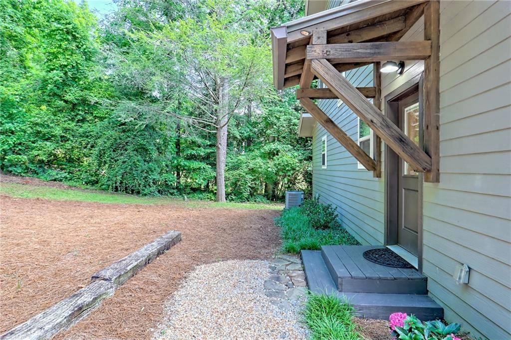 Tiger, GA 30576,4610 Murray Cove RD