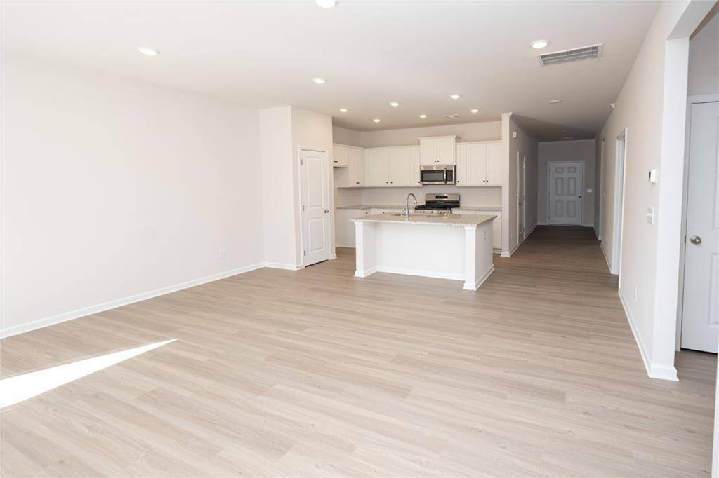 Dallas, GA 30132,27 Rosebud LN