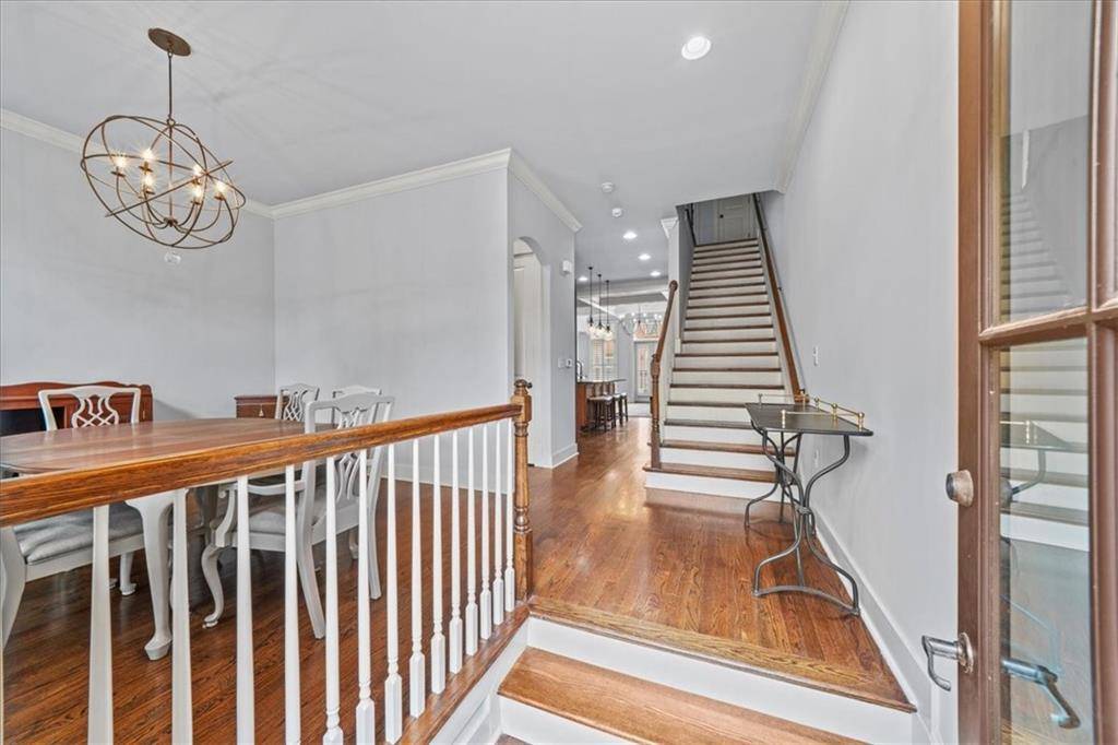 Atlanta, GA 30339,1211 Riverscall LN