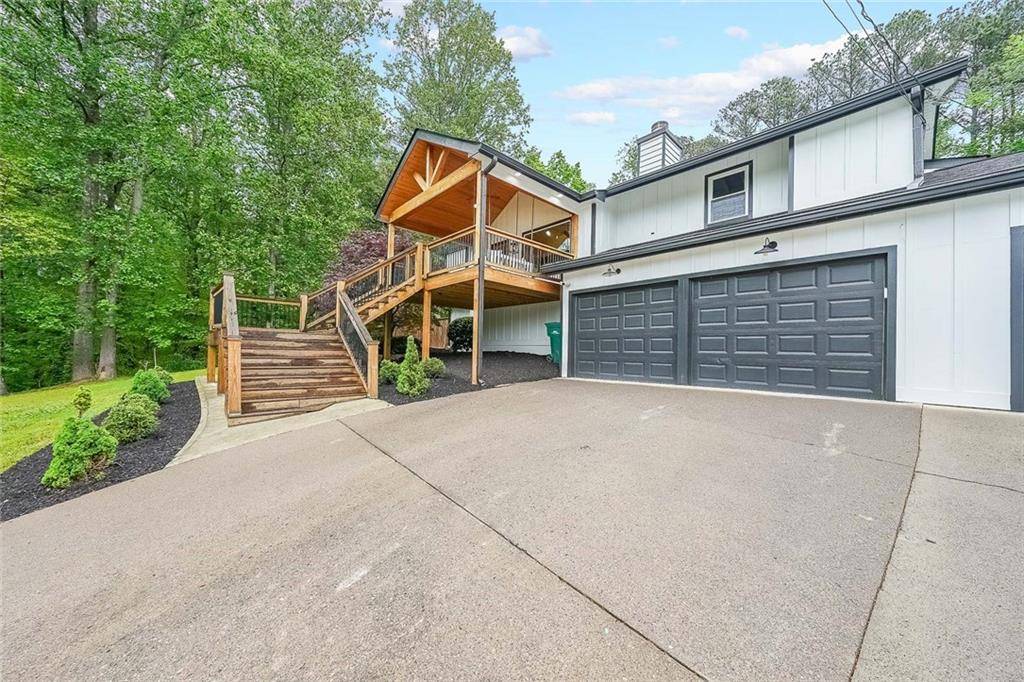Woodstock, GA 30189,110 W Putnam Ferry RD