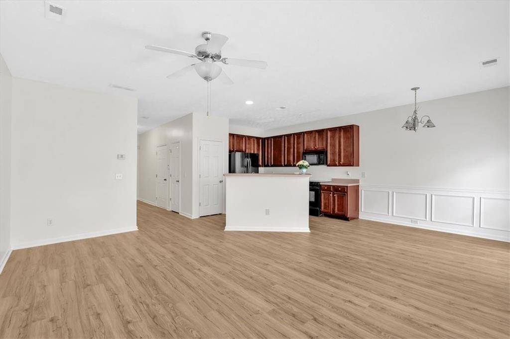 College Park, GA 30349,2555 Flat Shoals RD #1104