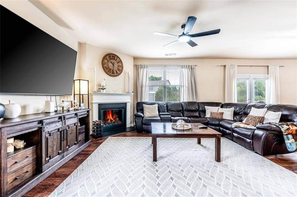 Douglasville, GA 30134,8553 BRAYLEN MANOR DR