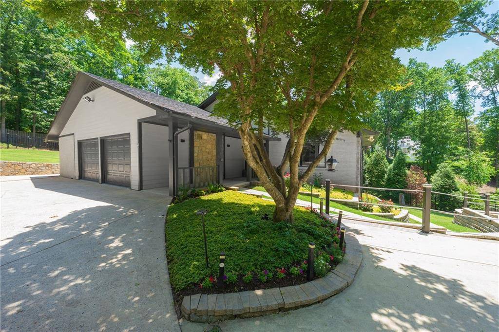 Alpharetta, GA 30022,9701 Buice RD