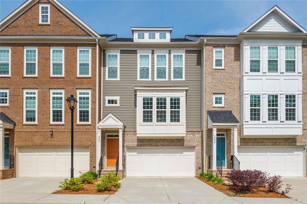 Buford, GA 30518,996 Layton DR