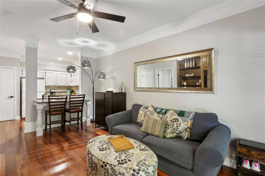 Atlanta, GA 30324,2700 Pine Tree RD #3006