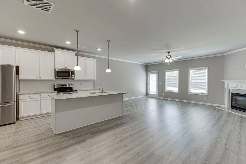 Oakwood, GA 30566,5132 Fox Den RD