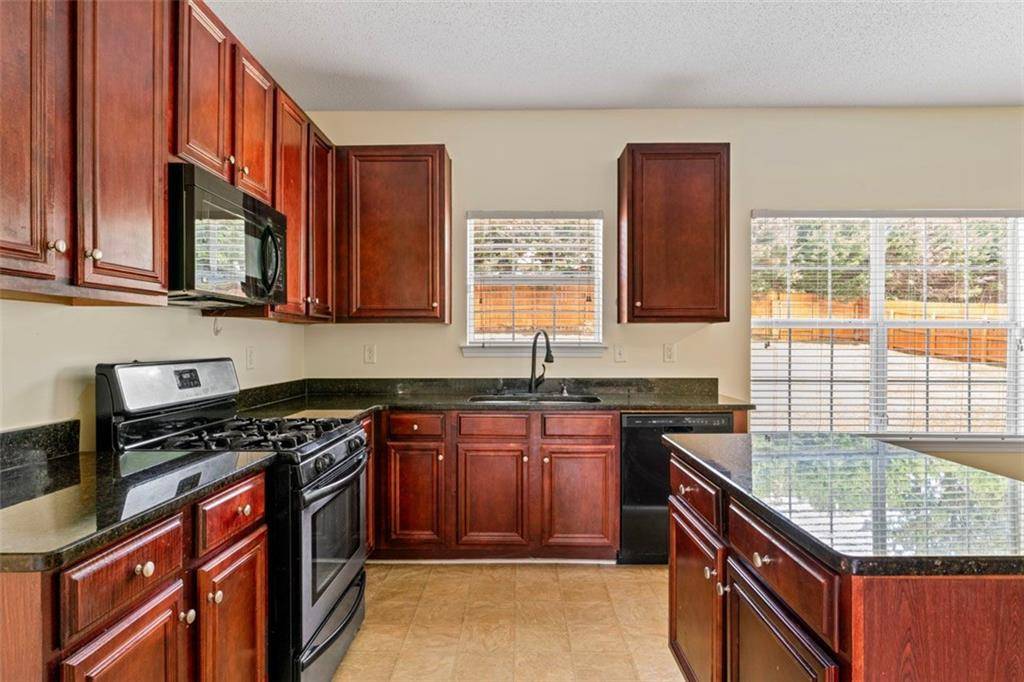 Hampton, GA 30228,507 VAUGHAN DR