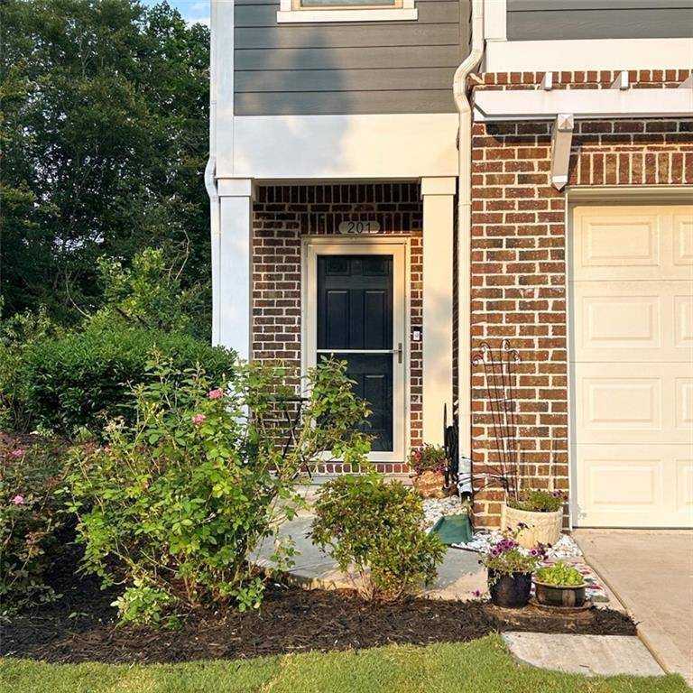 Woodstock, GA 30188,201 Jonquil Spring RD