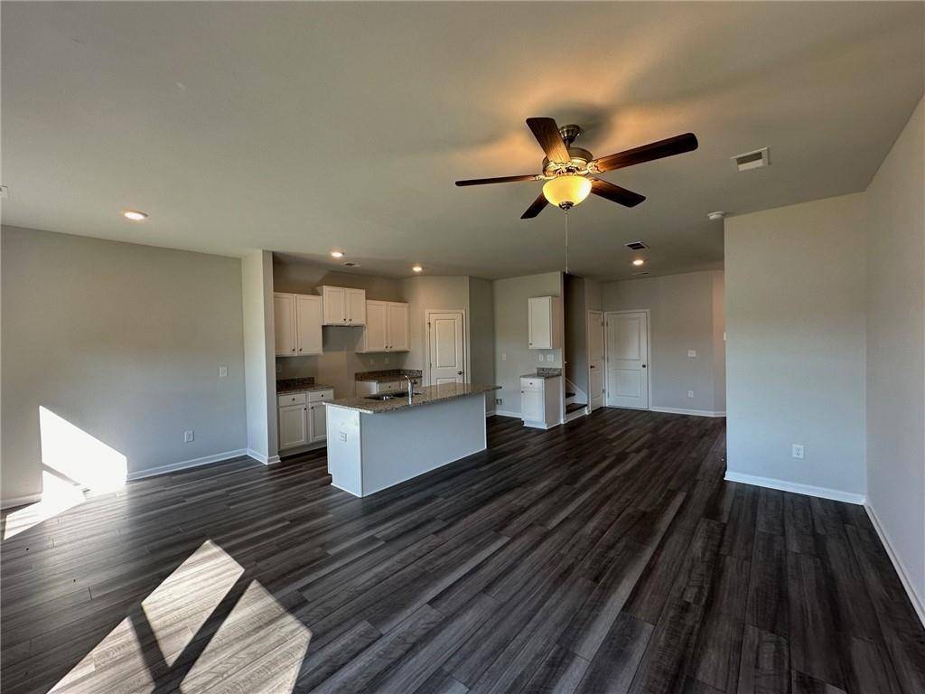 Riverdale, GA 30274,8666 Webb RD