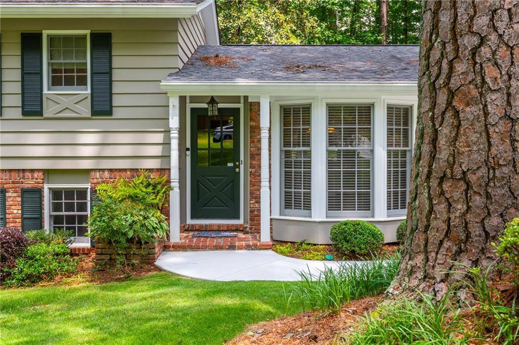 Atlanta, GA 30328,6505 Whispering LN