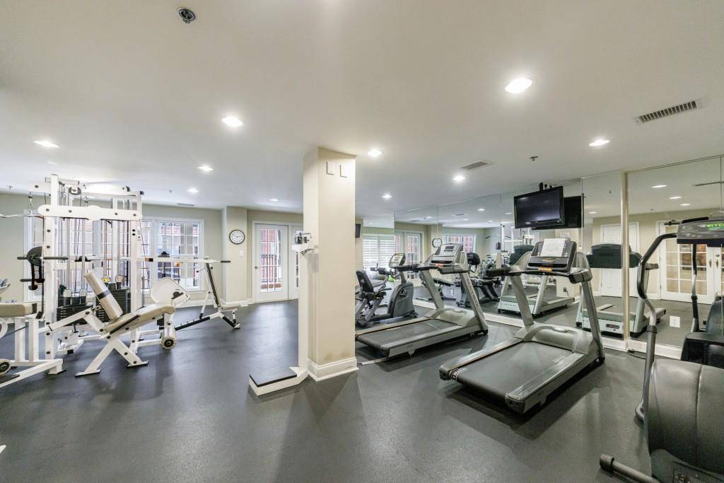 Atlanta, GA 30309,50 Biscayne DR #2106