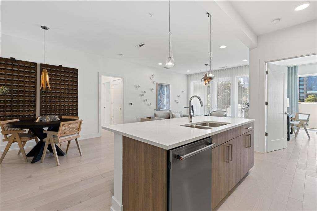 Atlanta, GA 30308,775 Juniper ST NE #212