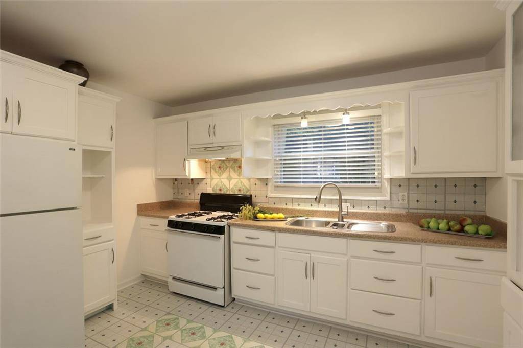 Atlanta, GA 30308,819 DURANT PL NE #819-6