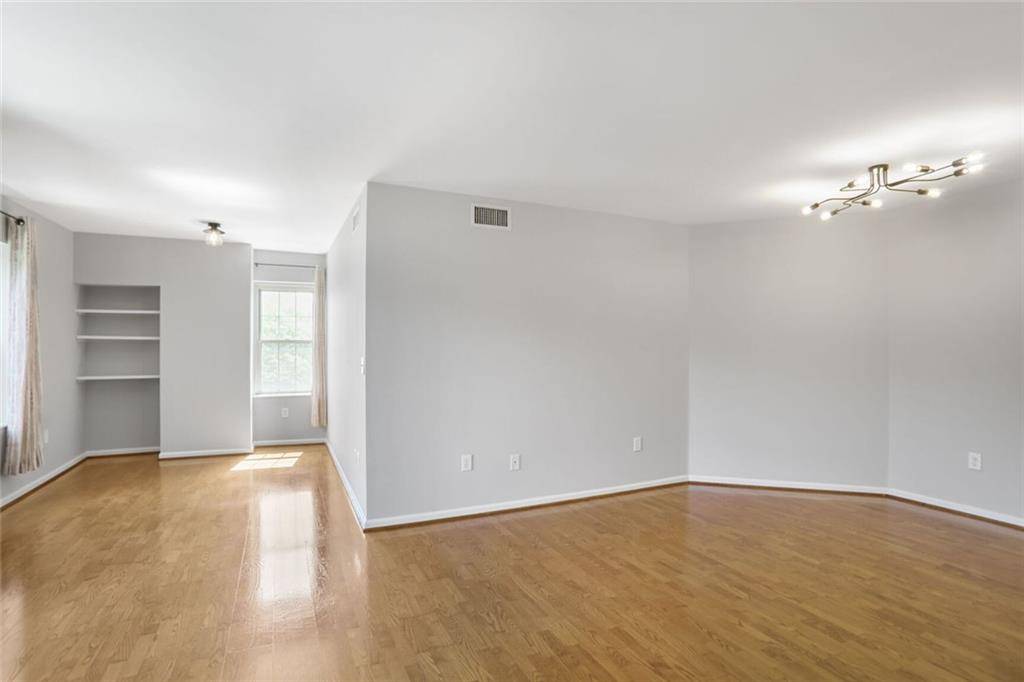 Atlanta, GA 30309,199 14th ST NE #402