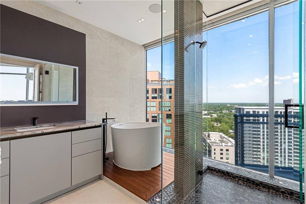 Atlanta, GA 30309,1065 Peachtree ST NE #3504
