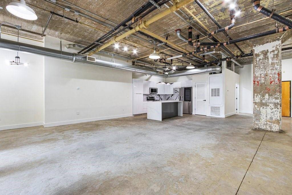 Atlanta, GA 30303,505 Whitehall ST SW #102
