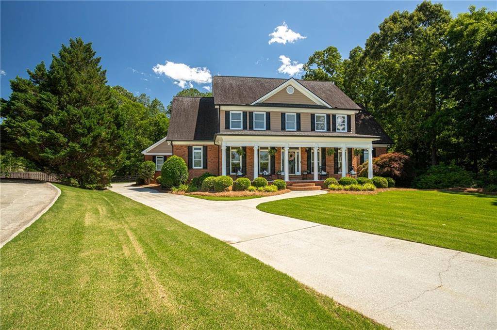 Loganville, GA 30052,395 Grove Ridge DR